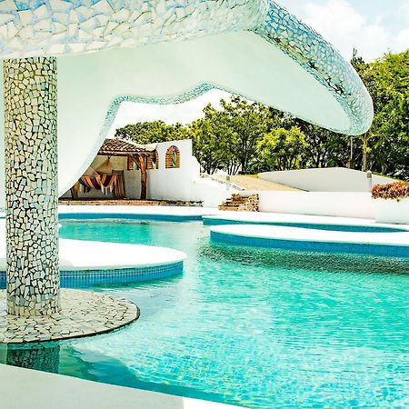 Two Brothers Surf Resort トラ エクステリア 写真